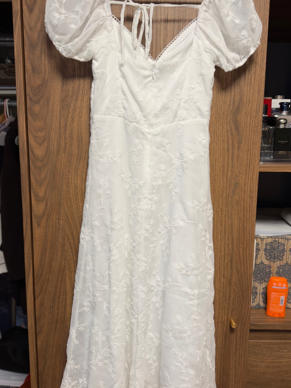 Altar's State White Embroidered Puff-Sleeve Midi Dress